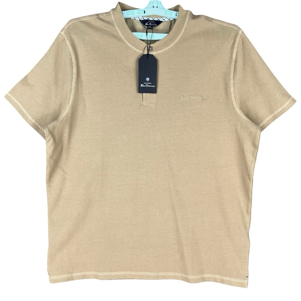 NWT Ben Sherman Men's Pullover Embroidered Logo Short Sleeve Sand Henley Size XL